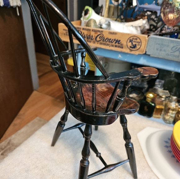 Rustic Antique Design Wooden Doll Chair - Picture 4 of 5